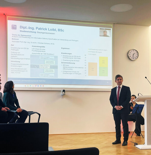 Patrick Loibl bei der Präsentation