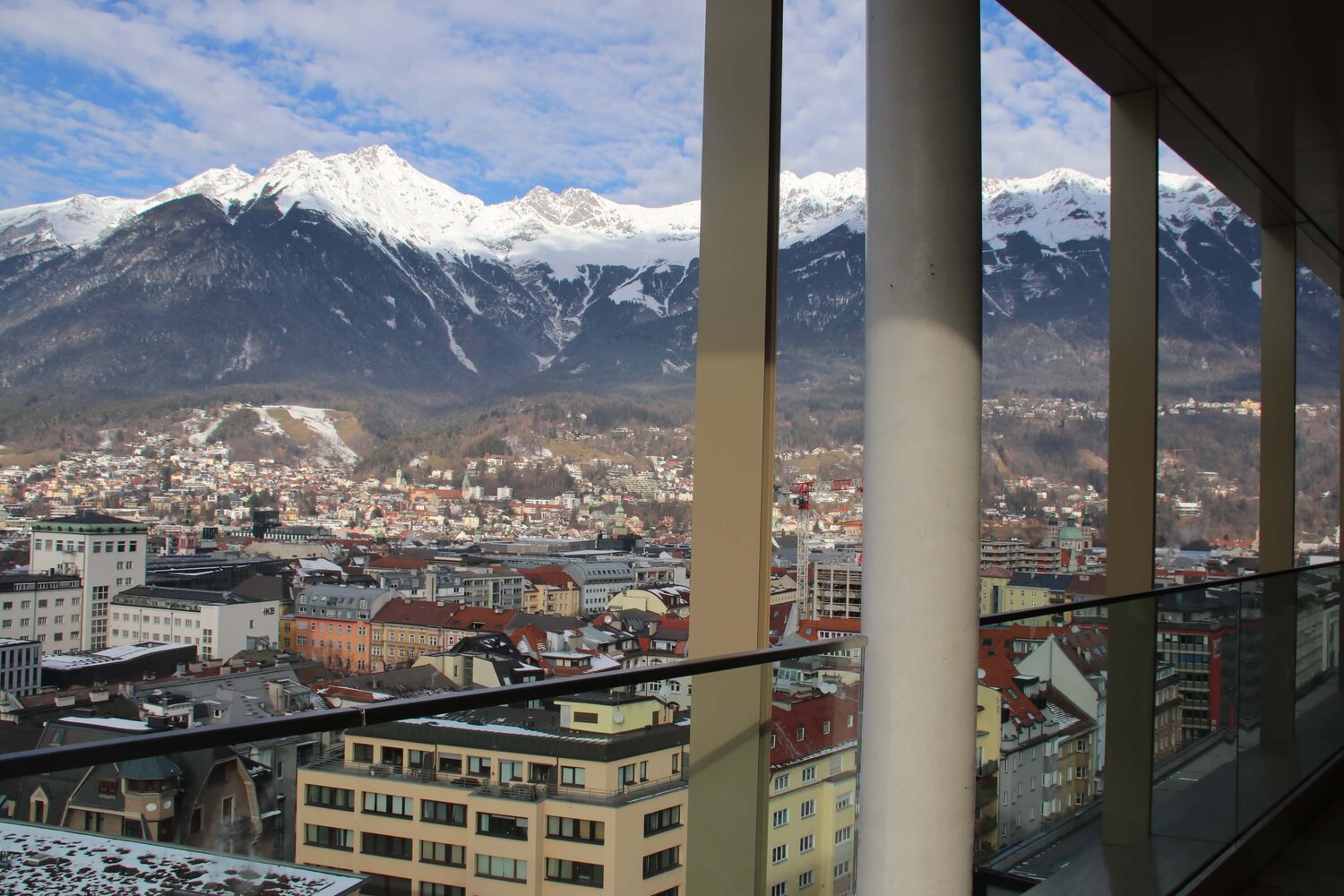 Blick vom Pema3 auf die Berge