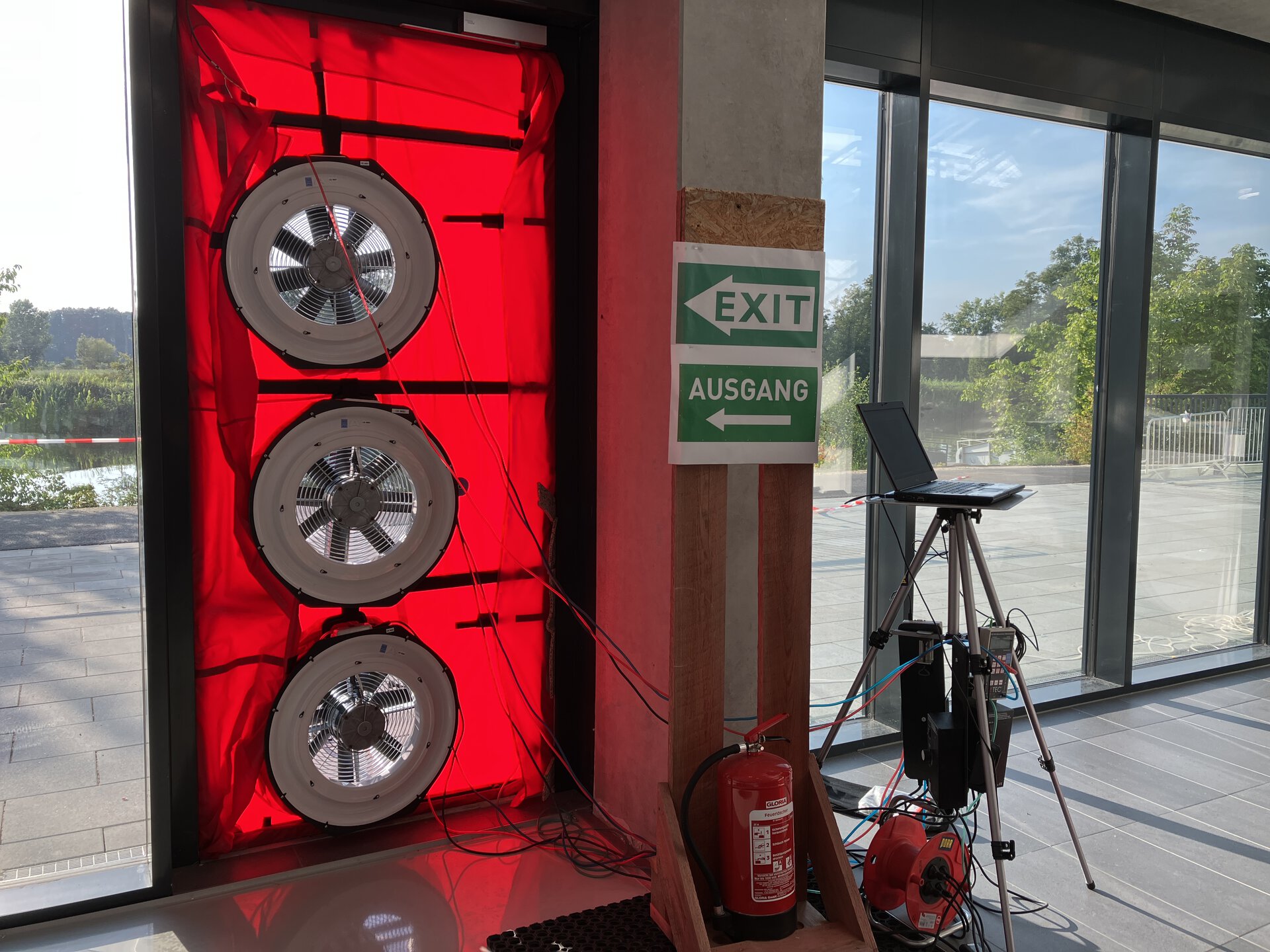 Picture of the BlowerDoor® Test